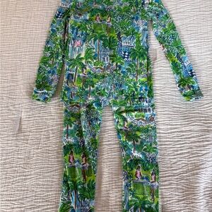 EUC Lilly Pulitzer Green and Blue Pajama Set with Botanical Print